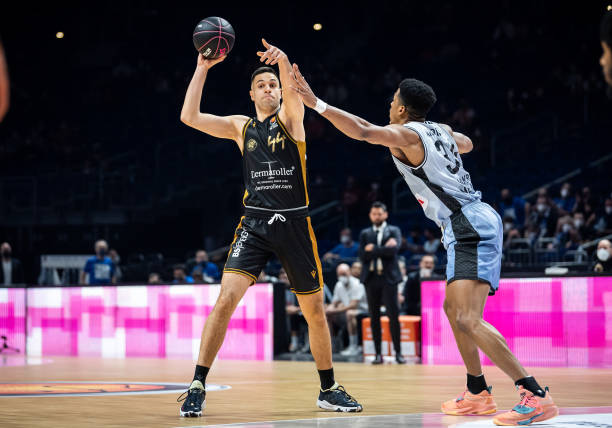 塔图姆在本 塔图姆在本