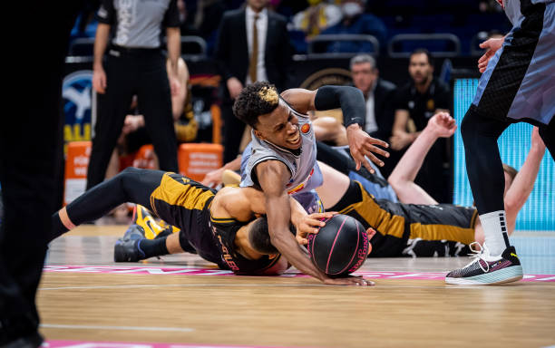 的每一次激 的每一次激